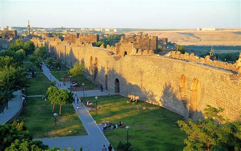 Kültür ve Macera Dolu Bir Rota: Diyarbakır Surları ve Tarihi Mekanlar
