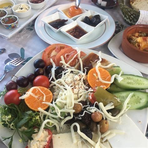 Karaburun Kahvaltı Yapılabilecek Yerler