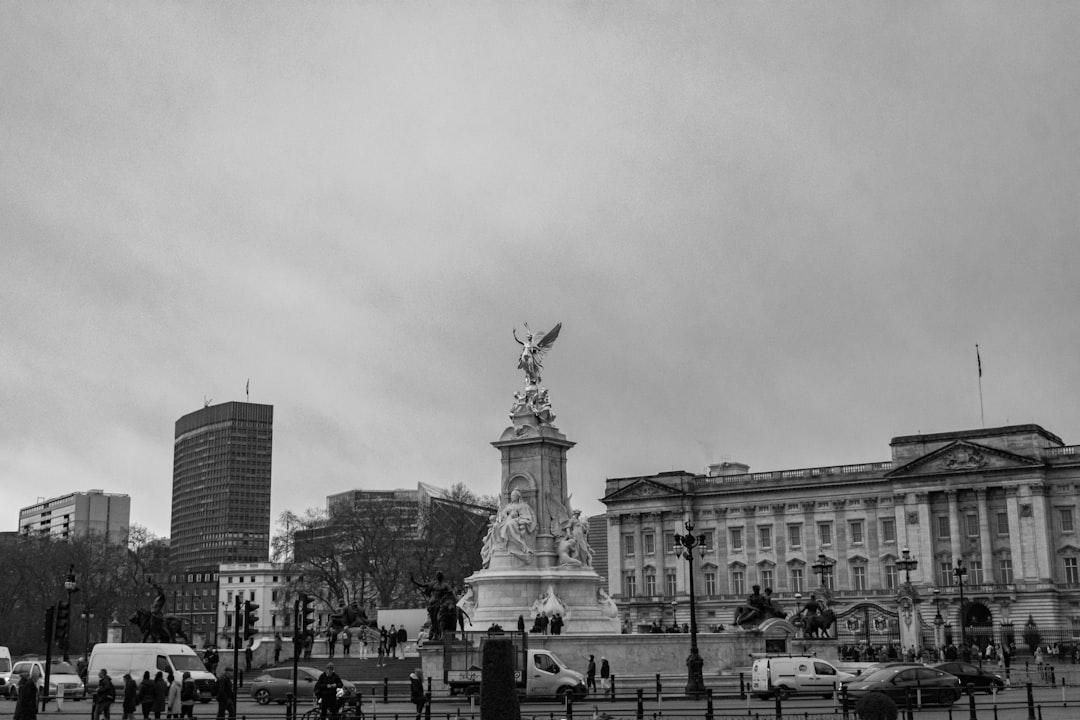 Londra Gezi Rehberi ve Bilinmesi Gerekenler Londra Gezi Rehberi ve Bilinmesi Gerekenler